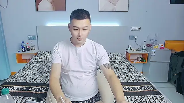 xiao8787 online show from November 1, 12:18 pm