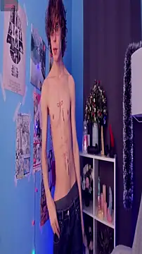 Snapshot of LeoBensyten chatting on December 4, 1:53 pm LeoBensyten online show from December 4, 1:53 pm