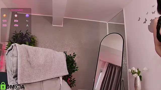 SidneyPuff online show from April 6, 5:19 am