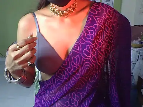 Saloni9 online show from November 2, 5:04 pm