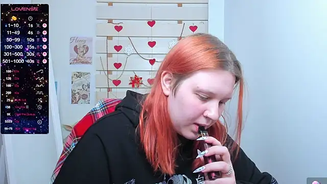 FoxPlayXX online show from March 26, 9:09 pm