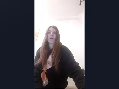 Snapshot of Zizi_Zuzu chatting on October 29, 7:15 pm Zizi Zuzu online show from October 29, 7:15 pm