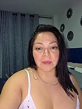 emma Davissxx online show from November 3, 9:05 pm