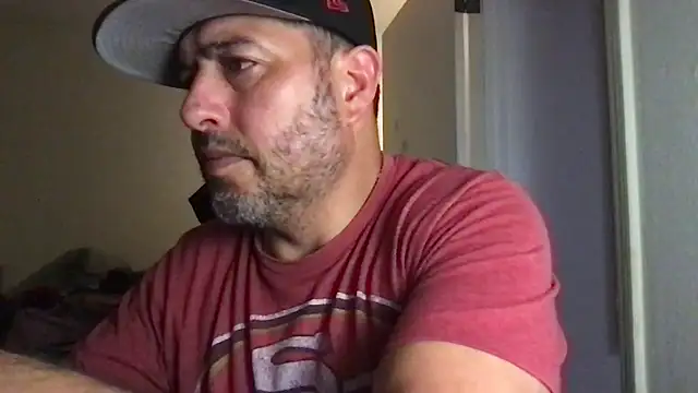 ezrah23 online show from December 1, 7:57 am