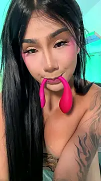Snapshot of Vale_prado chatting on July 10, 6:10 pm Vale prado online show from July 10, 6:10 pm