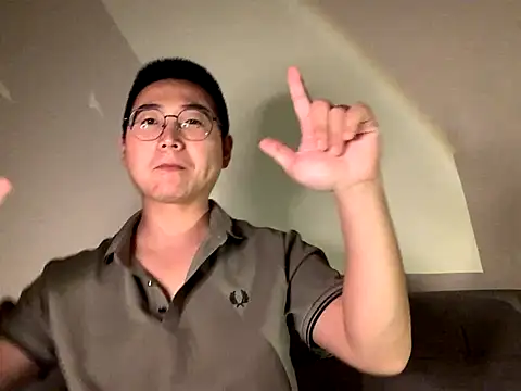 Snapshot of SalesmanAlan chatting on November 17, 3:29 pm SalesmanAlan online show from November 17, 3:29 pm