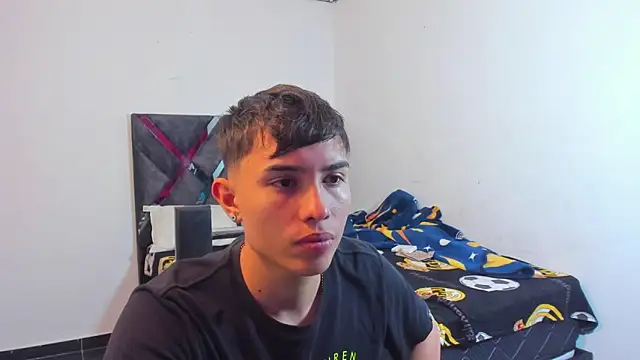 Snapshot of MollyandFher chatting on November 13, 3:05 am MollyandFher online show from November 13, 3:05 am