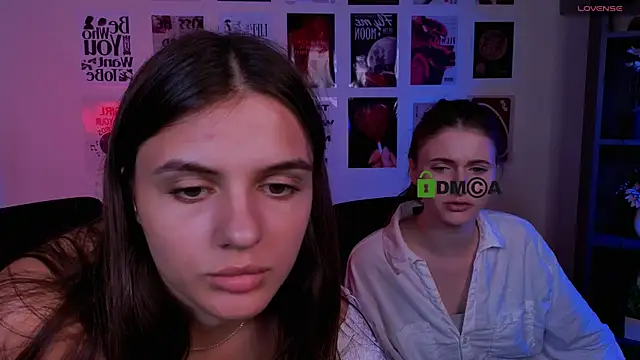lisa dark  online show from July 8, 11:58 am