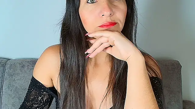 Snapshot of alana_pink95 chatting on November 12, 7:42 am alana pink95 online show from November 12, 7:42 am