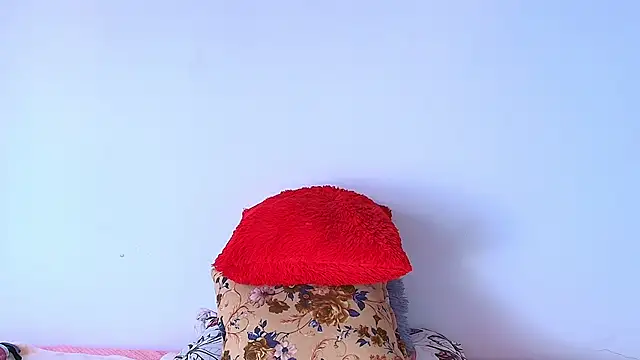 alana pink95 online show from April 1, 2:03 pm