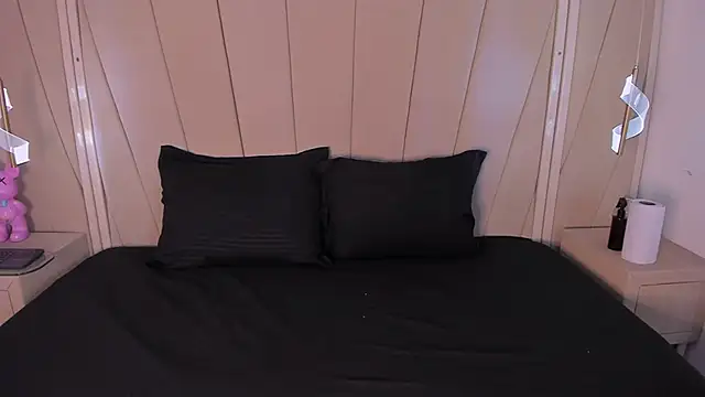 Snapshot of lexiee__ chatting on January 7, 11:56 am lexiee online show from January 7, 11:56 am