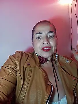 Snapshot of MaryRoze_ chatting on November 13, 11:36 pm MaryRoze online show from November 13, 11:36 pm