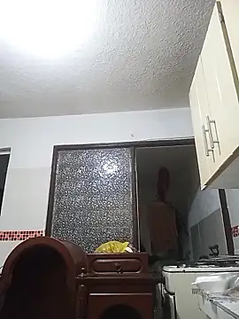 MaryRoze  online show from March 27, 11:59 pm