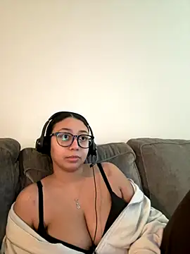 Snapshot of minha_baby chatting on December 4, 5:54 pm minha baby online show from December 4, 5:54 pm