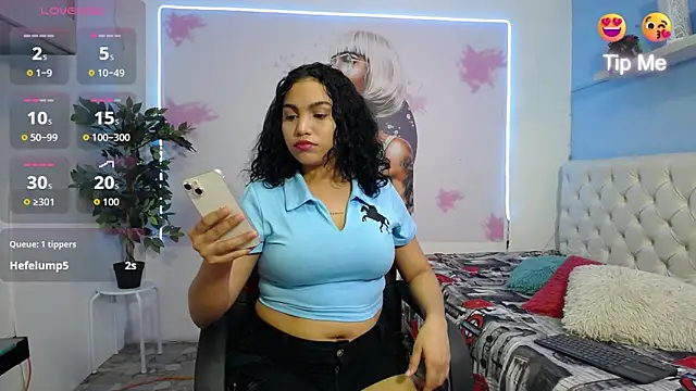 valeria martinez19 online show from May 17, 3:15 am