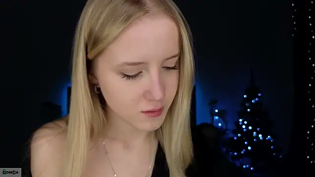 adele armass online show from January 13, 9:20 pm