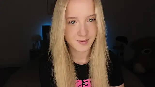 adele armass online show from April 3, 9:13 pm