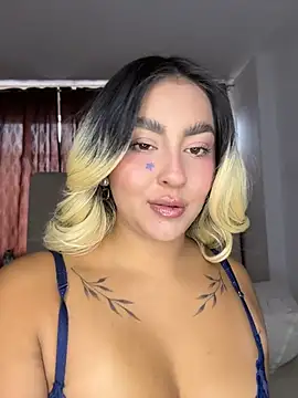 Snapshot of Elina_Hills chatting on June 16, 2:09 pm Elina Hills online show from June 16, 2:09 pm