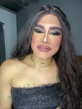 melani ferraraa  online show from April 5, 5:15 am