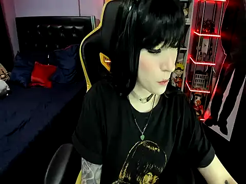 Snapshot of Yummy_dark chatting on October 30, 6:04 am Yummy dark online show from October 30, 6:04 am