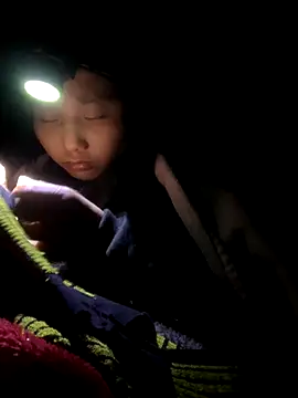 Snapshot of bi-bo123 chatting on November 17, 9:37 am bi-bo123 online show from November 17, 9:37 am