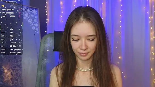 tinyanie online show from December 19, 6:09 am