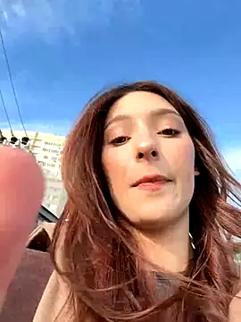 LilluKatten online show from November 20, 10:15 am