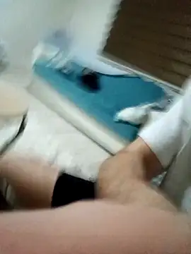 yasinesra757  online show from February 19, 5:20 pm