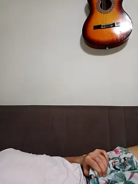 yasinesra757  online show from April 9, 7:41 pm