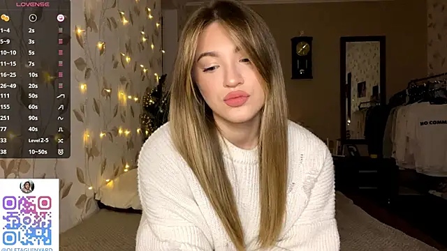 Snapshot of OrethaEredia chatting on December 16, 5:07 pm OrethaEredia online show from December 16, 5:07 pm