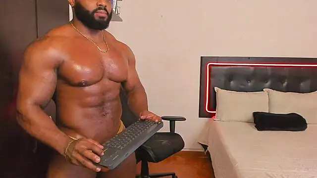 Snapshot of Joseph_palaciios chatting on November 3, 12:13 am Joseph palaciios online show from November 3, 12:13 am