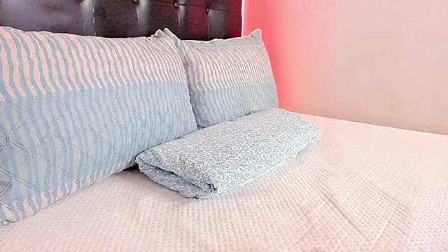 Snapshot of Joseph_palaciios chatting on November 18, 10:03 pm Joseph palaciios online show from November 18, 10:03 pm