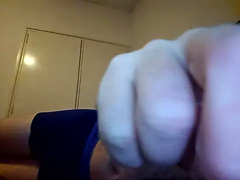 Snapshot of geile-man-34 chatting on November 8, 8:36 am geile-man-34 online show from November 8, 8:36 am