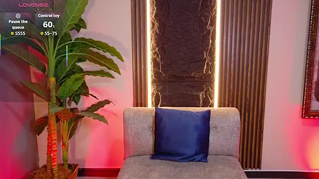 Snapshot of Zooe_willss chatting on November 15, 7:43 pm Zooe willss online show from November 15, 7:43 pm