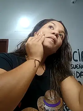 Samaraa Lee online show from November 19, 11:43 am