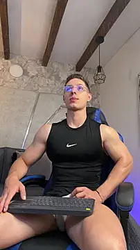 MAXTHOMSON online show from February 26, 10:53 pm