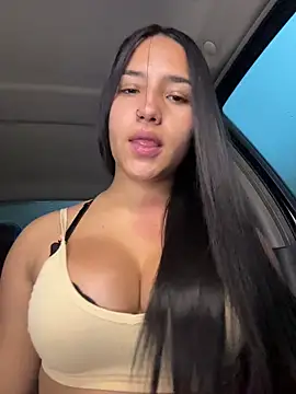 Samantha firee online show from April 17, 11:13 am