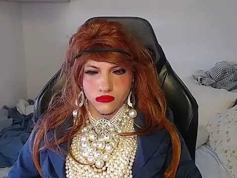 VanesaCrossic online show from October 22, 8:03 am