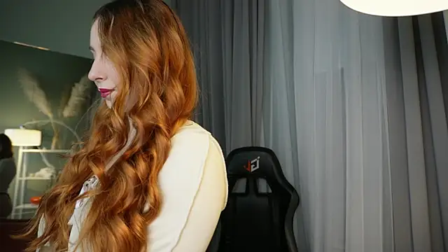 Snapshot of Cherry_Flame_ chatting on November 5, 9:04 pm Cherry Flame online show from November 5, 9:04 pm