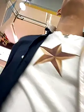 Snapshot of Dylams_maja chatting on November 13, 6:51 pm Dylams maja online show from November 13, 6:51 pm