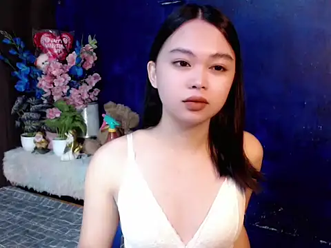 lustfullakim online show from March 15, 2:45 pm