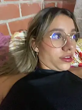 liahot69 online show from March 29, 11:16 pm