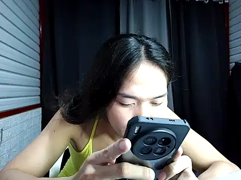 Snapshot of xwildflowerx chatting on November 28, 2:03 am xwildflowerx online show from November 28, 2:03 am