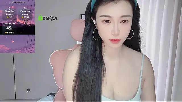 Snapshot of YunShan-33 chatting on April 26, 12:14 pm YunShan-33 online show from April 26, 12:14 pm