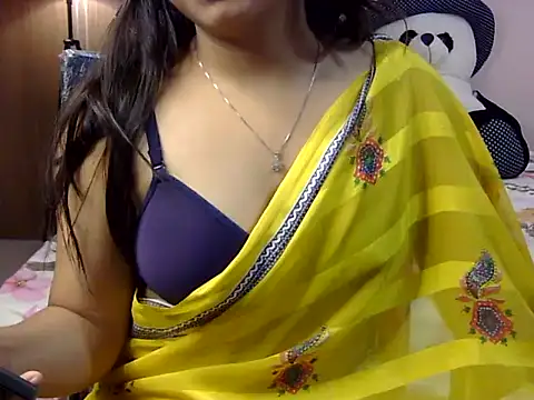 Snapshot of shakshi_89 chatting on November 20, 9:31 am shakshi 89 online show from November 20, 9:31 am