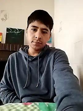 Snapshot of NanyJago chatting on November 26, 8:15 am NanyJago online show from November 26, 8:15 am