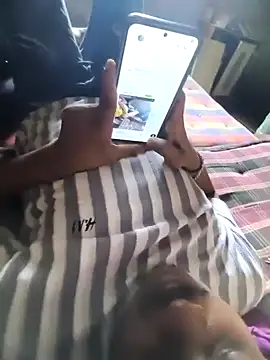 Snapshot of cuteriya5 chatting on November 3, 8:04 am cuteriya5 online show from November 3, 8:04 am