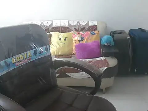 Snapshot of LovelyDancy chatting on November 16, 2:06 am LovelyDancy online show from November 16, 2:06 am