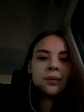 Snapshot of KristiRich chatting on November 22, 7:40 am KristiRich online show from November 22, 7:40 am