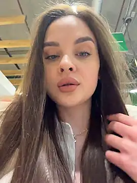 Snapshot of KristiRich chatting on February 19, 11:39 am KristiRich online show from February 19, 11:39 am